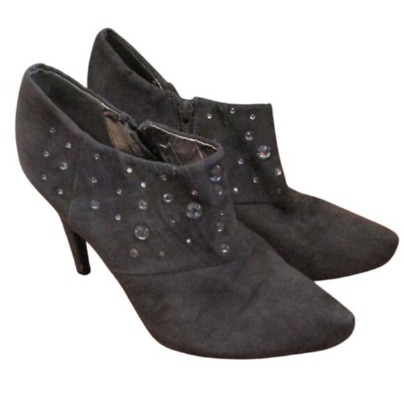 Kathy Van Zeeland Gray Faux Suede Embellished Ankle Booties Size 9M 4.2in Heel - Picture 1 of 16